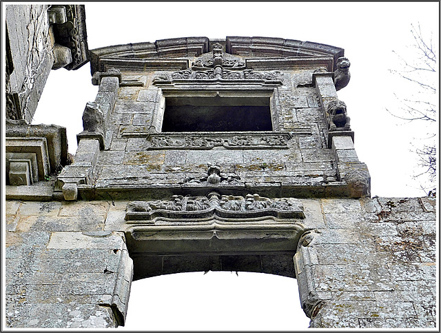 Détail de la partie est du château de la Garaye à Taden (22)