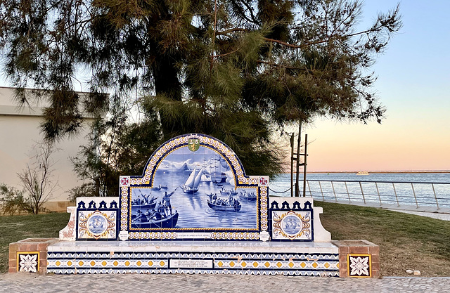 tile bench, Olhão