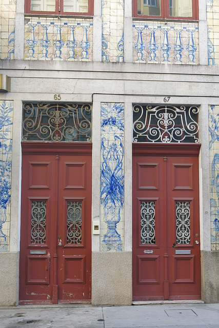 Portes à Porto (Portugal)