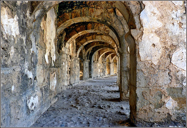 Manavgat : la galleria del grande teatro di Aspendos