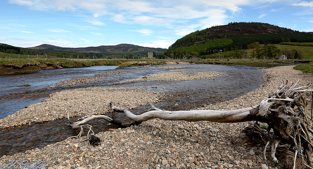 The River Dee at Braemar