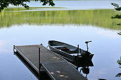 Boat by lake DSC 2944 Boat by lake DSC 2944