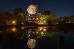 Lichtparcours Braunschweig, "(Plastic) Full Moon" - 01