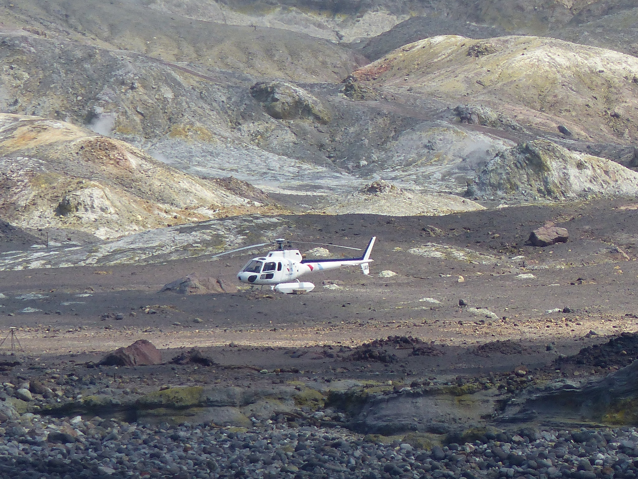 Whakaari/White Island (49) - 25 February 2015