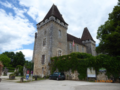 Château de la Marthonie Saint-Jean-De-Côle  (Dordogne)