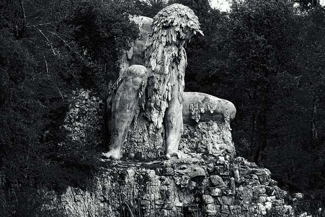 Tuscany 2015 Parco Mediceo di Pratolino 6 Collosso dell Appenino mono XPro1