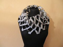 felted scarf - mesh