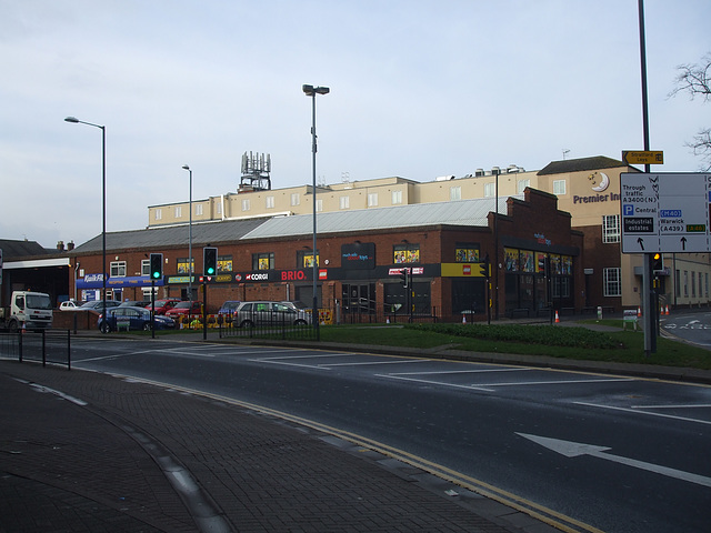 ipernity: DSCF4568 Former bus garage, Stratford-upon-Avon - 28 Feb 2014 ...