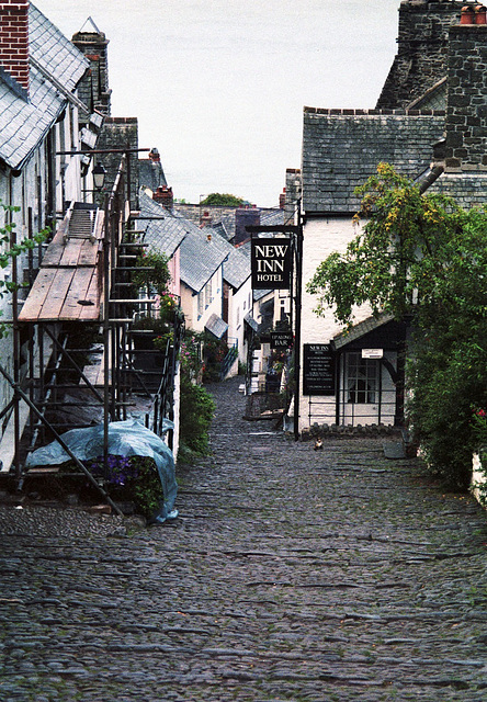 Clovelly (Scan from August 1992)