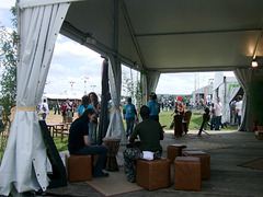 photo 29-bénévole camping au festival Solidays à lhippodrome de Longchamp 07.2007