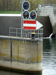 Einbahnstrasse rechts