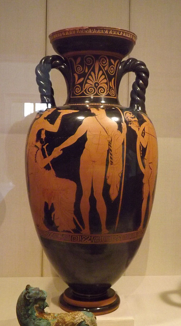 Terracotta Neck-Amphora Attributed to the Lykaon Painter in the Metropolitan Museum of Art, May 2015
