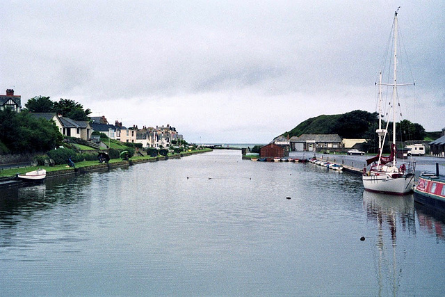 Looking towards the Sea Lock on the Bude Canal (Scan from August 1992)