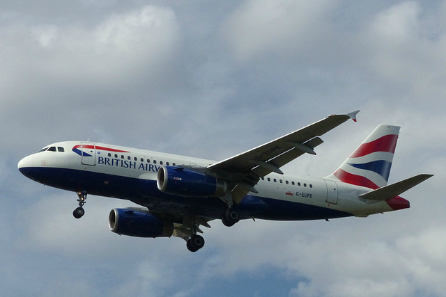 G-EUPE approaching Heathrow - 6 June 2015