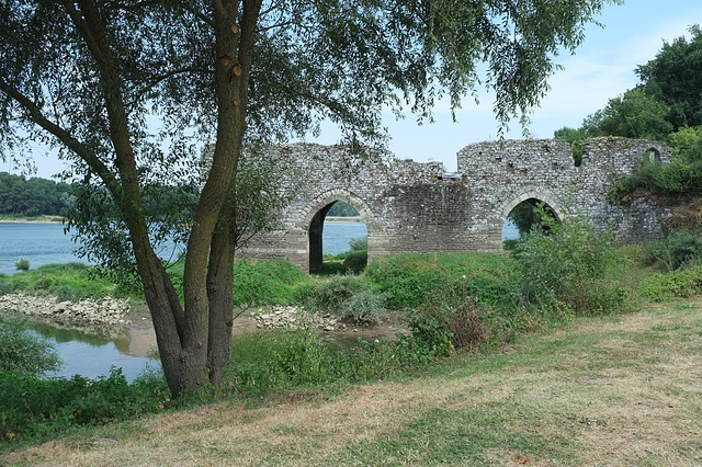 Moulins pendus et fortifiés de Champtoceaux - Maine-et-Loire