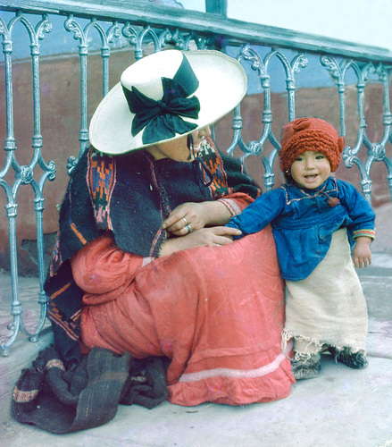 Two smiles from Churin, Perú