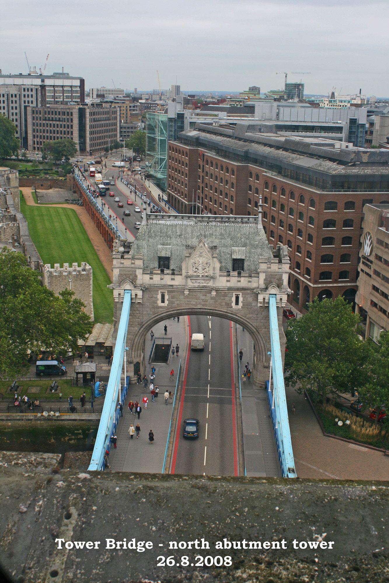 Tower Bridge - the north abutment tower from above - 26 8 2008