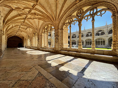 Mosteiro de Jerónimos: the cloisters