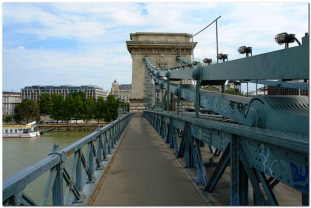 Kettenbrücke