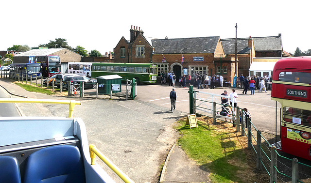 East Dereham Bus Rally - 12 May 2024 (P1180236)