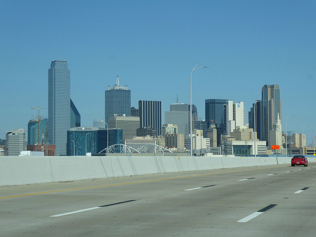 Red Car/Dallas Skyline - 15 November 2019