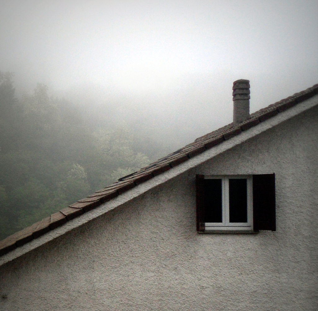 occhieggiando tra la nebbia