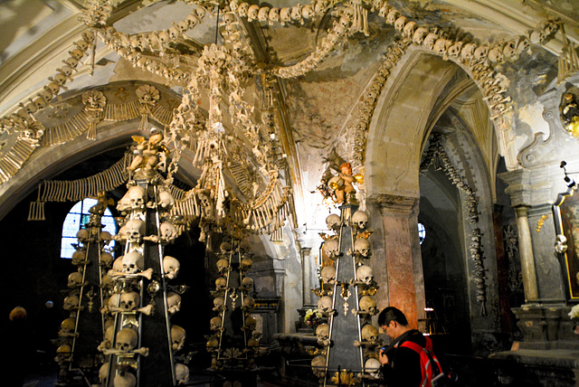 Kutna Hora, Kostnice