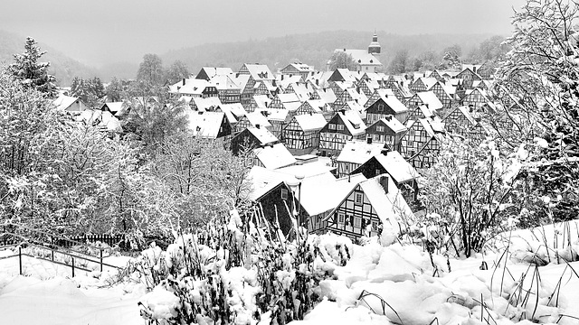 Schneetreiben über Freudenberg