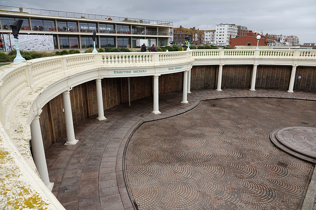 King George V Colonnade