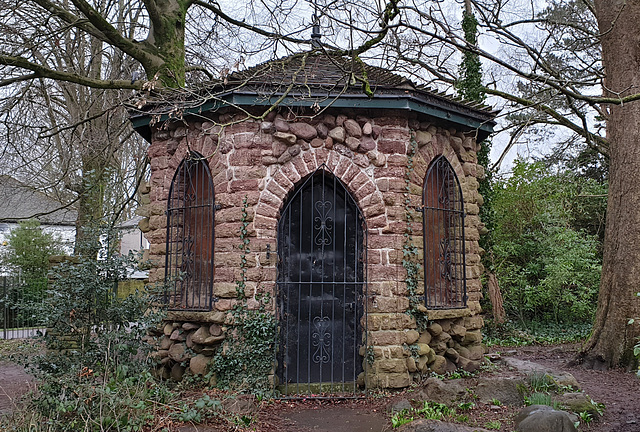 Gazebo at Insole Court