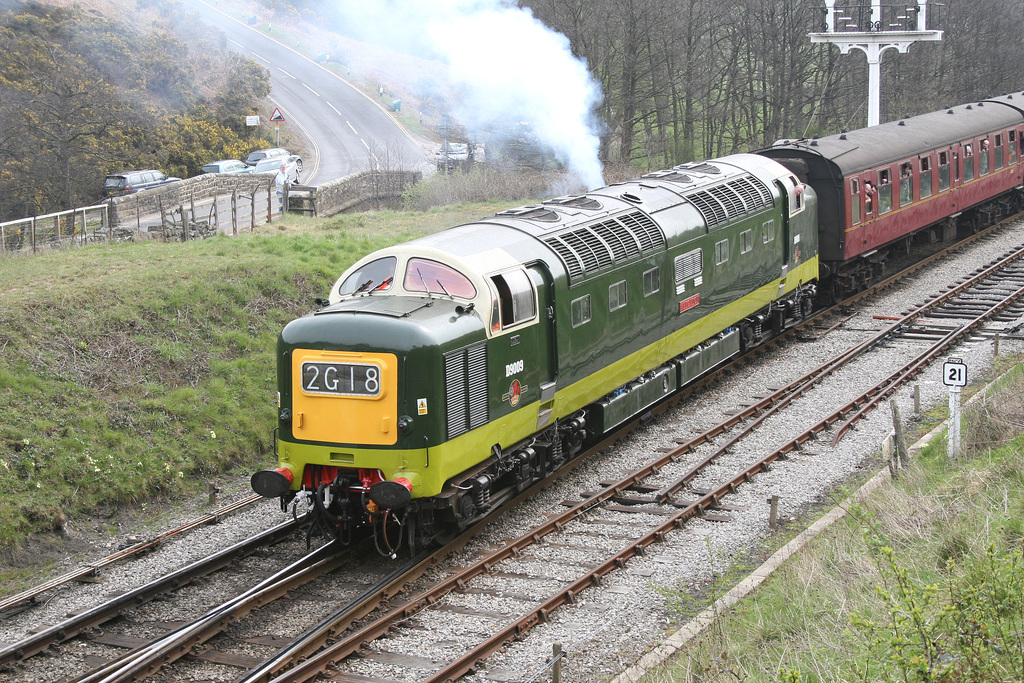 Deltic D9009 ALYCIDON at Goathland NYMR Diesel Gala 21st April 2007