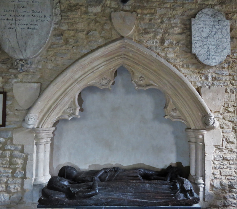 clifton reynes church, bucks (42)c14 tomb recess c.1340 now containing two earlier wooden effigies, probably thomas reynes and his wife joan c.1300