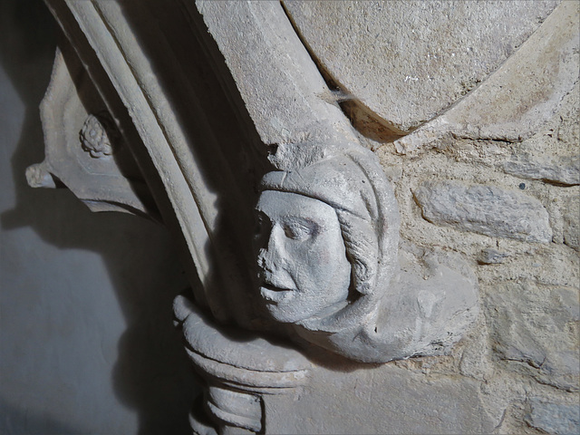 clifton reynes church, bucks (41)detail of c14 tomb recess c.1340