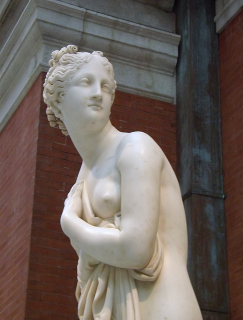 Detail of Venus Italica by Canova in the Metropolitan Museum of Art, June 2012