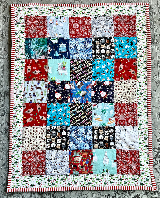 Pandemic quilting: Christmas and Dogs