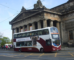 DSCF6989 Lothian Buses 706 (SN55 BKE) in Princes Street, Edinburgh - 5 May 2017