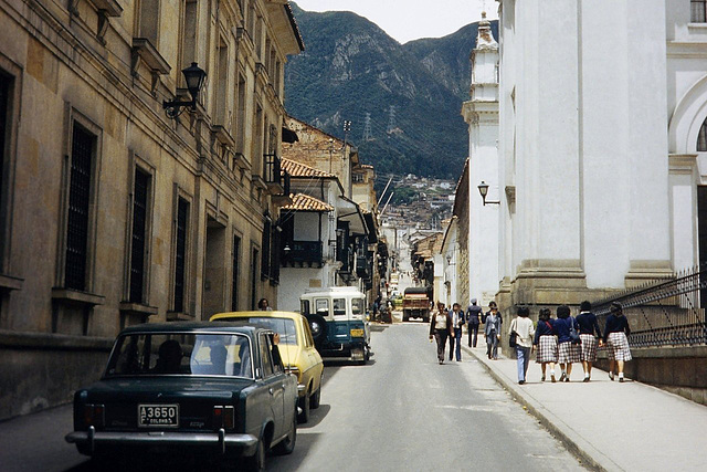 Berg. Keine Burg. Bogotá.