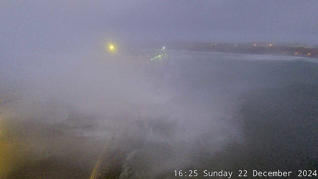 wst[24] - Rough weather at Peel {22 Dec 2024}