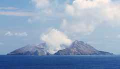 Whakaari/White Island (57) - 25 February 2015