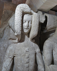 clifton reynes church, bucks (31)late c14 tomb nebule headdress c.1385, perhaps the wife of thomas reynes III