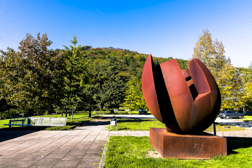 escultura de Oteiza en Bertiz