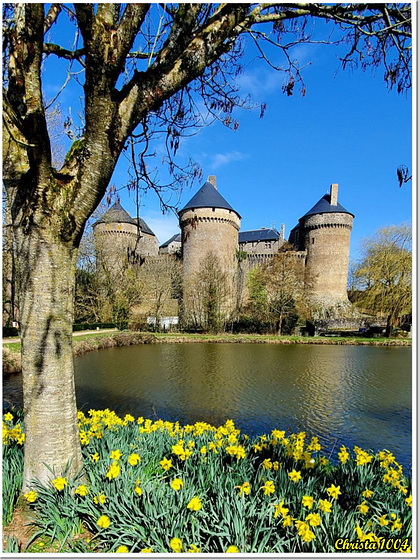 C'est le printemps, la nature chante des poèmes,