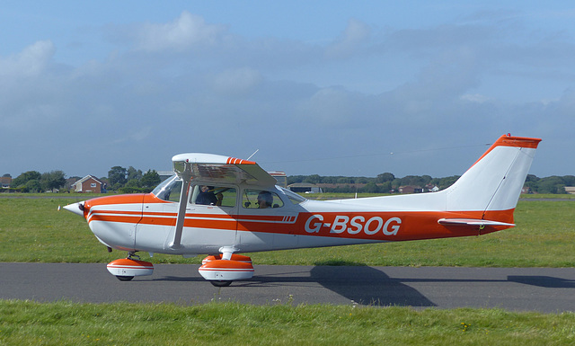 G-BSOG at Solent Airport (2) - 13 August 2021