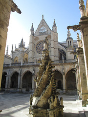 Cloister of León Cathedral. Cloister of León Cathedral.