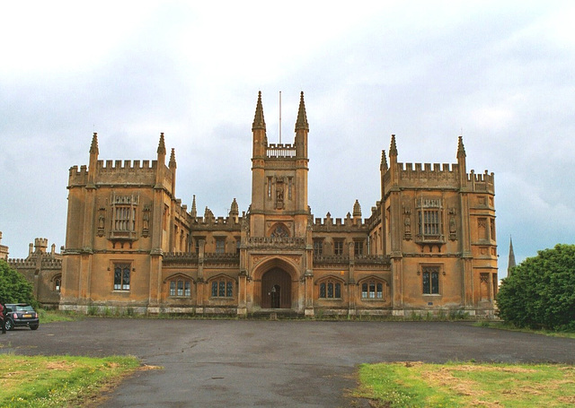 Entrance Front, Toddington Manor, Gloucestershire