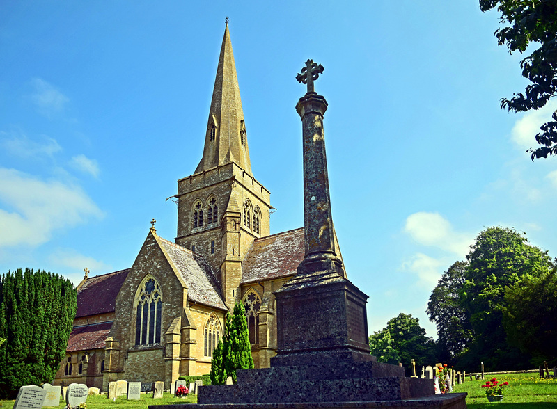 Sutton Veny Church & Commonwealth War Graves