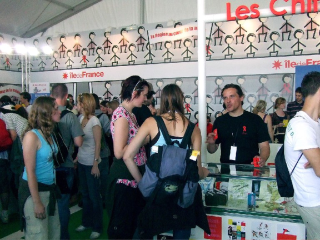 photo 94-bénévole camping au festival Solidays à lhippodrome de Longchamp 07.2007