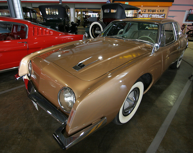 1963 Studebaker Avanti (5042)