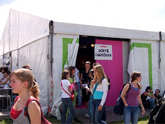 photo 96-bénévole camping au festival Solidays à lhippodrome de Longchamp 07.2007