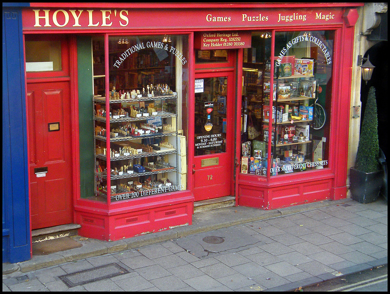 Hoyle's puzzle shop